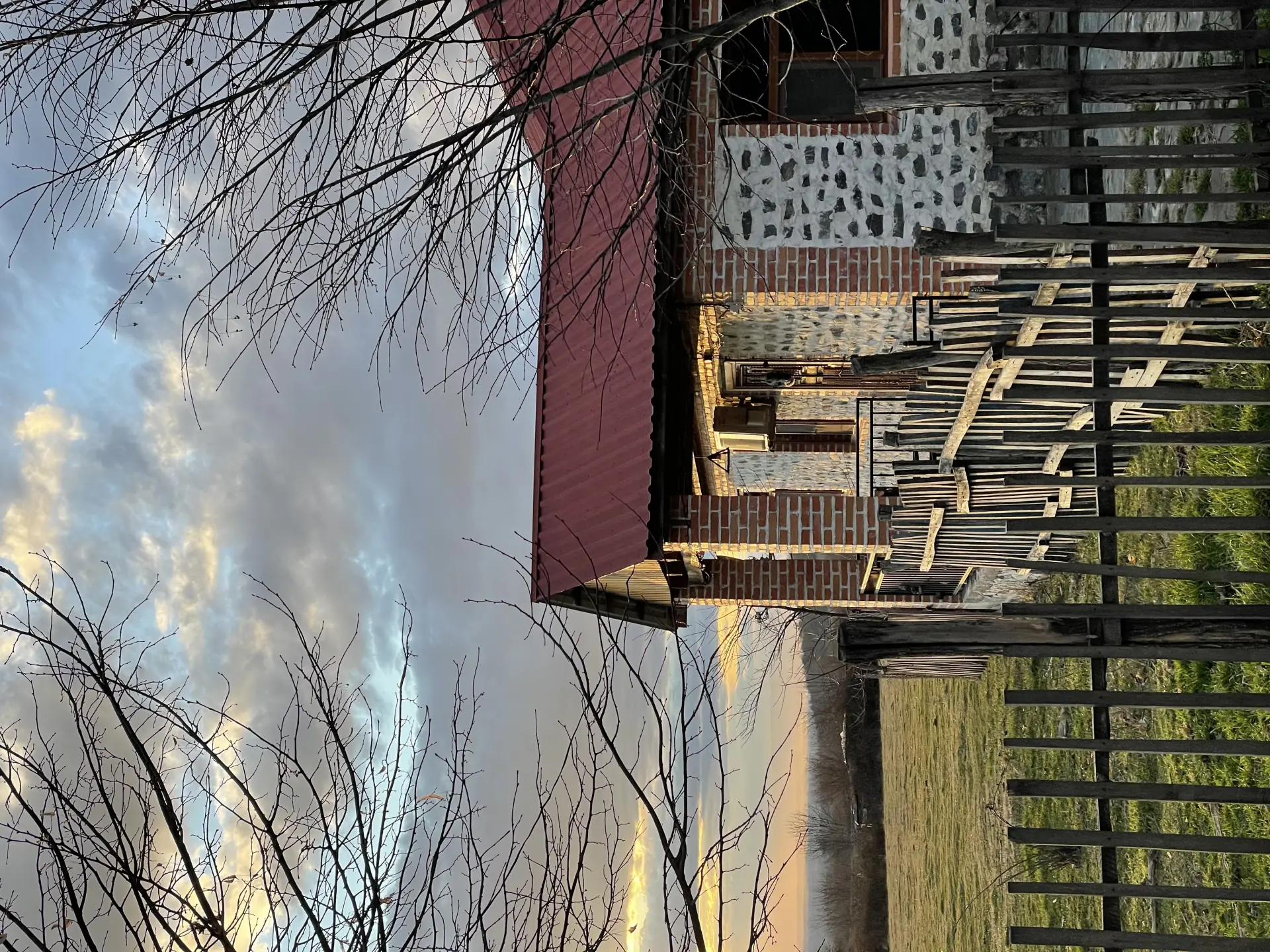HopeLake, Zaqatala göl kənarı ev 1