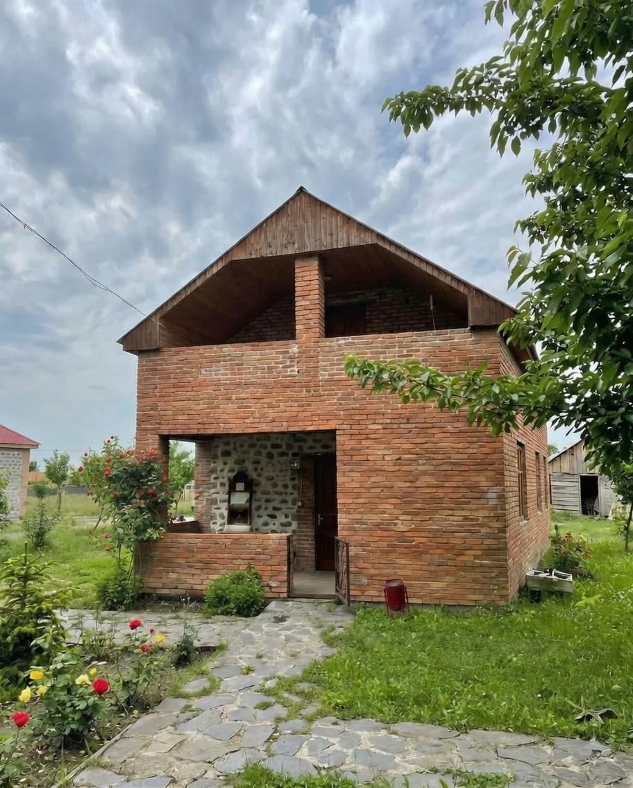 House 2 — The Hideaway